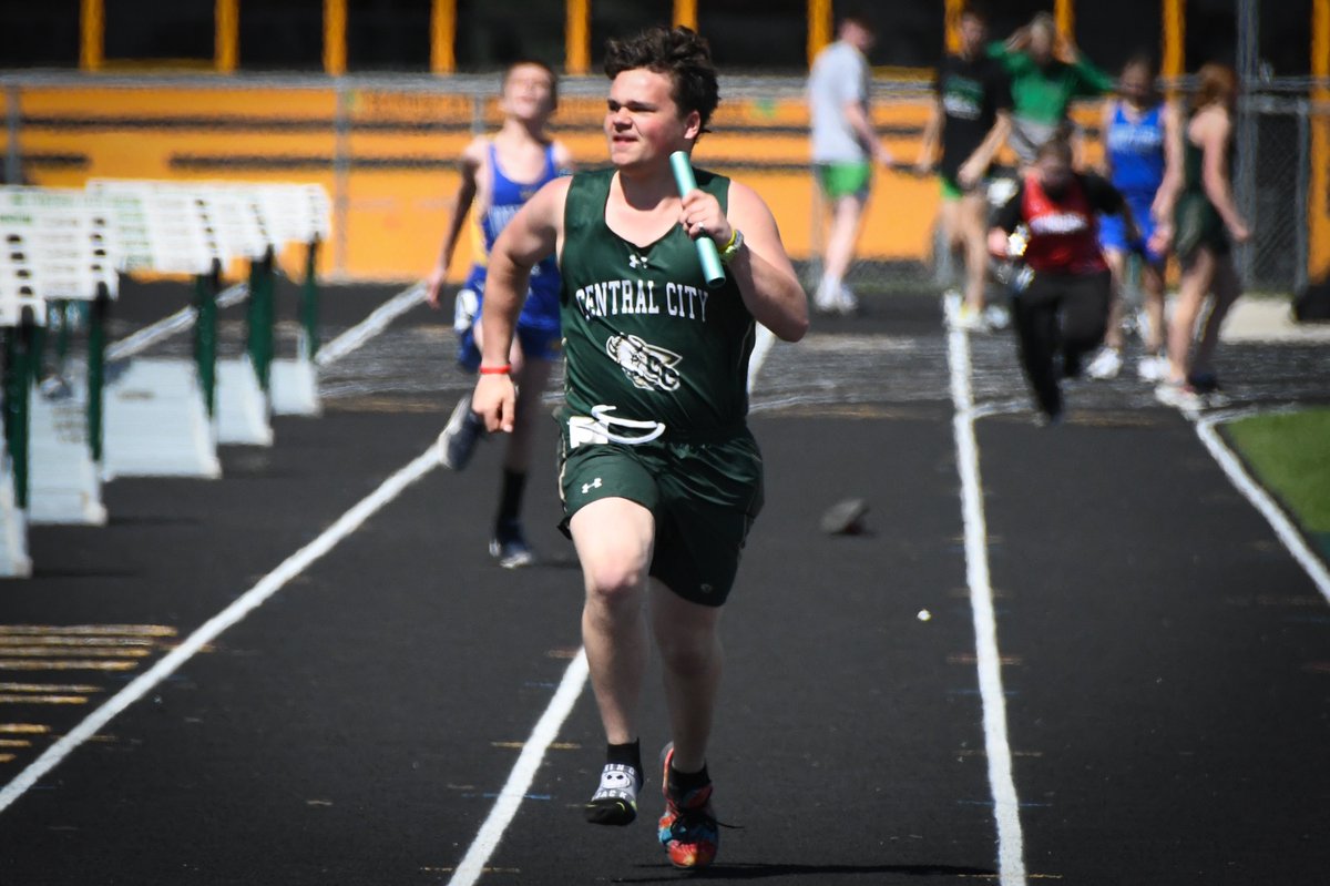 Beautiful weather for the annual Central City Invitational as we have seen some great things already. Especially from Harold Senkbile in the unified events where he has been nothing short of spectacular. Even with just one shoe at times.