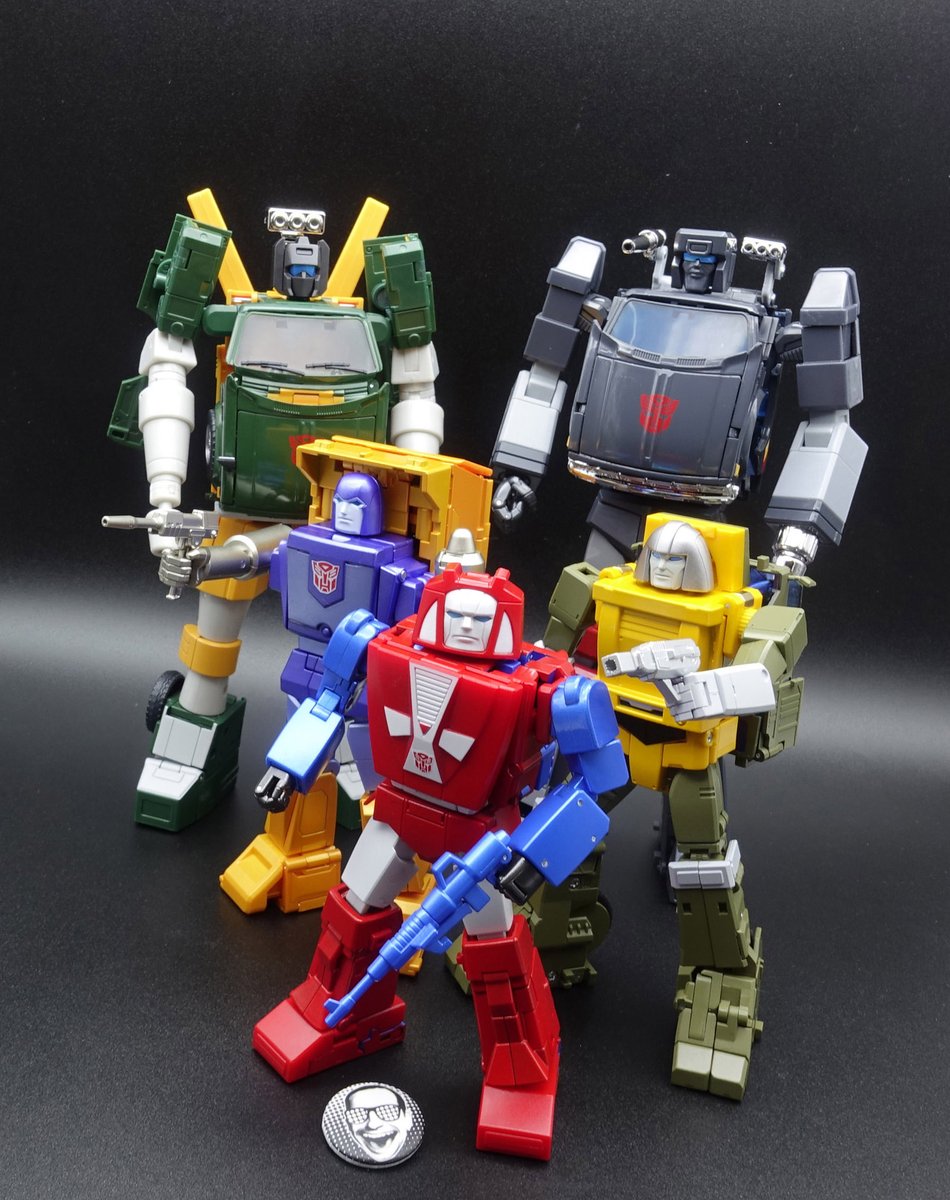 JRCONDILOMA's tweet image. A tope con el equipo de los feos.
#Transformers #Hoist #Huffer #Gears #Brawn #Trailbreaker