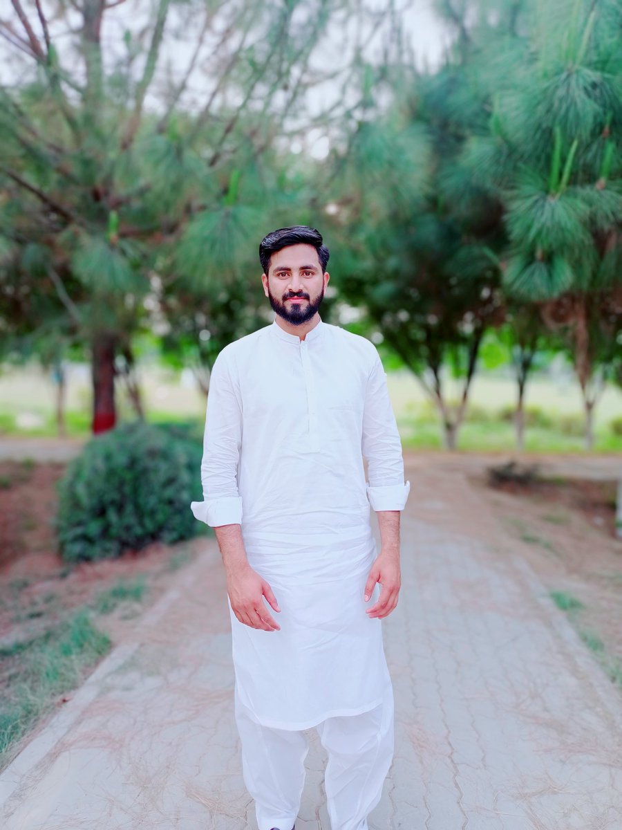 <a href="/Rixmalik076/">Muhammad Rizwan</a> 
Eid pic 
#Sinner
