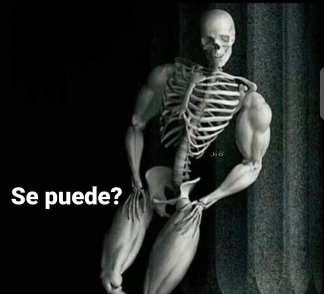 *La clase comienza a las 7:00*
Yo a las 7:99: