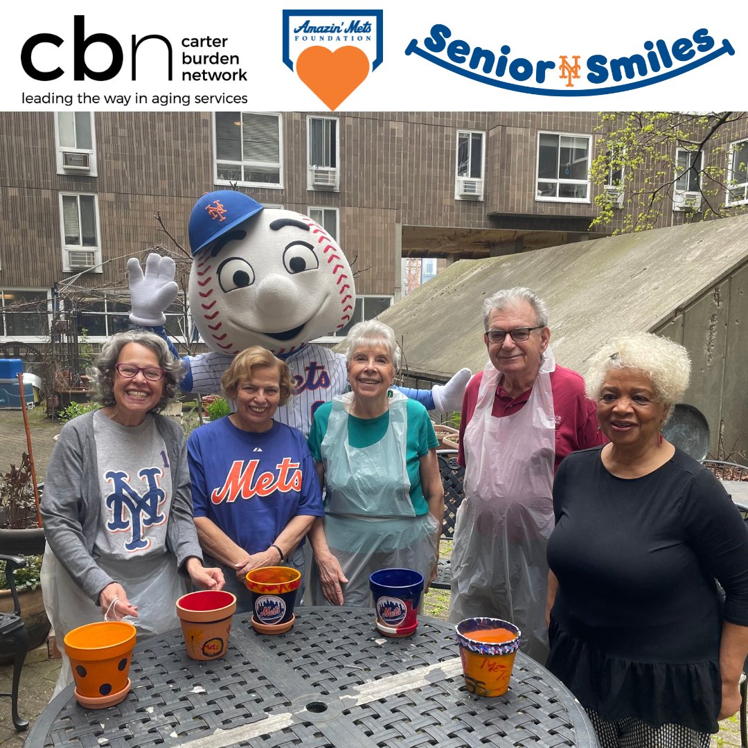 Our members had so much fun yesterday at our Paint n Sip Event sponsored by the @Mets! We want to extend a special thank you to the @AmazinMetsFdn for their overall support and the Senior Smiles with The Mets for sponsoring this event at our Roosevelt Island older adult center.