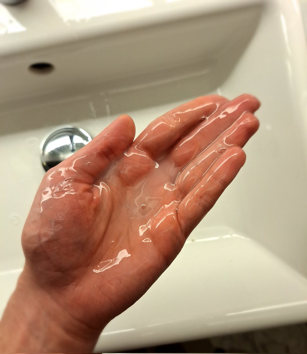 TwinklyGay's tweet photo. Ik mocht na 16 dagen eindelijk klaarkomen van hem. Wat een opluchting! 😇
#nocum #nofab #gaydutch #dutchgay #cumming #cumshot #mencum #gaytwink #twinkboy https://t.co/GfGcQk5uwt