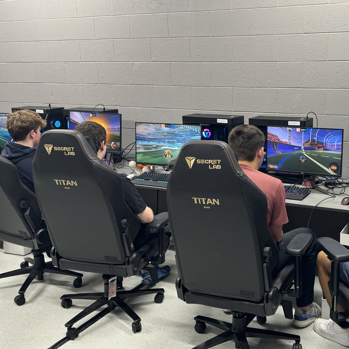William King (@wkingbg) on Twitter photo Congratulations to <a href="/BGHS_Esports/">BGHS Esports</a> for making the <a href="/KHSAA/">KHSAA Main</a> playoffs! <a href="/BGHSPurplesNews/">The Purple Spirit</a> has two <a href="/RocketLeague/">Rocket League</a> and one <a href="/SmashBrosUS/">Super Smash Bros.</a> team competing for a state championship. 🎮 🏆 Congratulations to <a href="/BGHS_Esports/">BGHS Esports</a> for making the <a href="/KHSAA/">KHSAA Main</a> playoffs! <a href="/BGHSPurplesNews/">The Purple Spirit</a> has two <a href="/RocketLeague/">Rocket League</a> and one <a href="/SmashBrosUS/">Super Smash Bros.</a> team competing for a state championship. 🎮 🏆