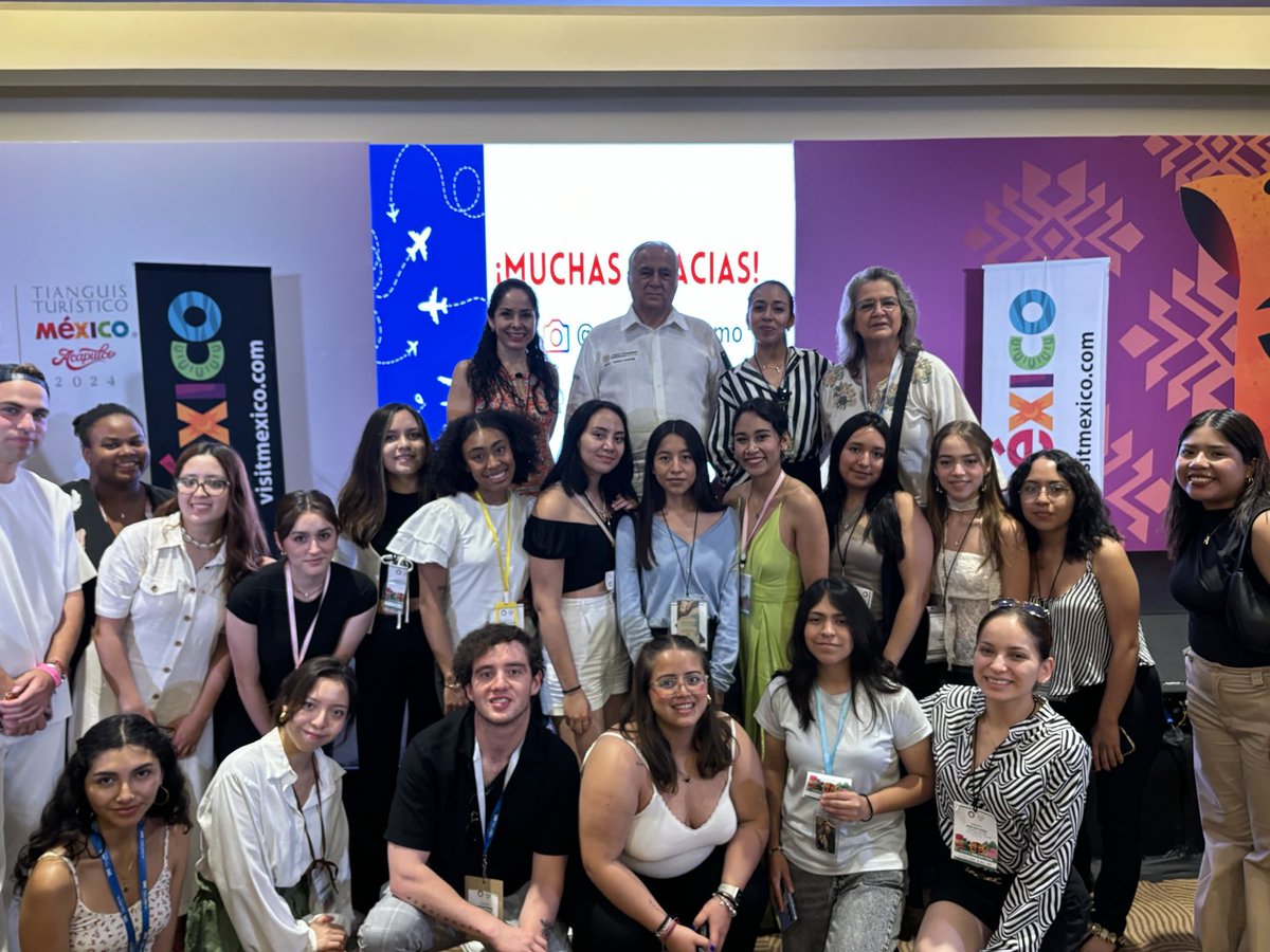 Estudiantes del Depto. Turismo de la ⁦<a href="/udlap/">UDLAP</a>⁩ presentes en programa académico del #tianguis Turístico de Acapulco 2024.