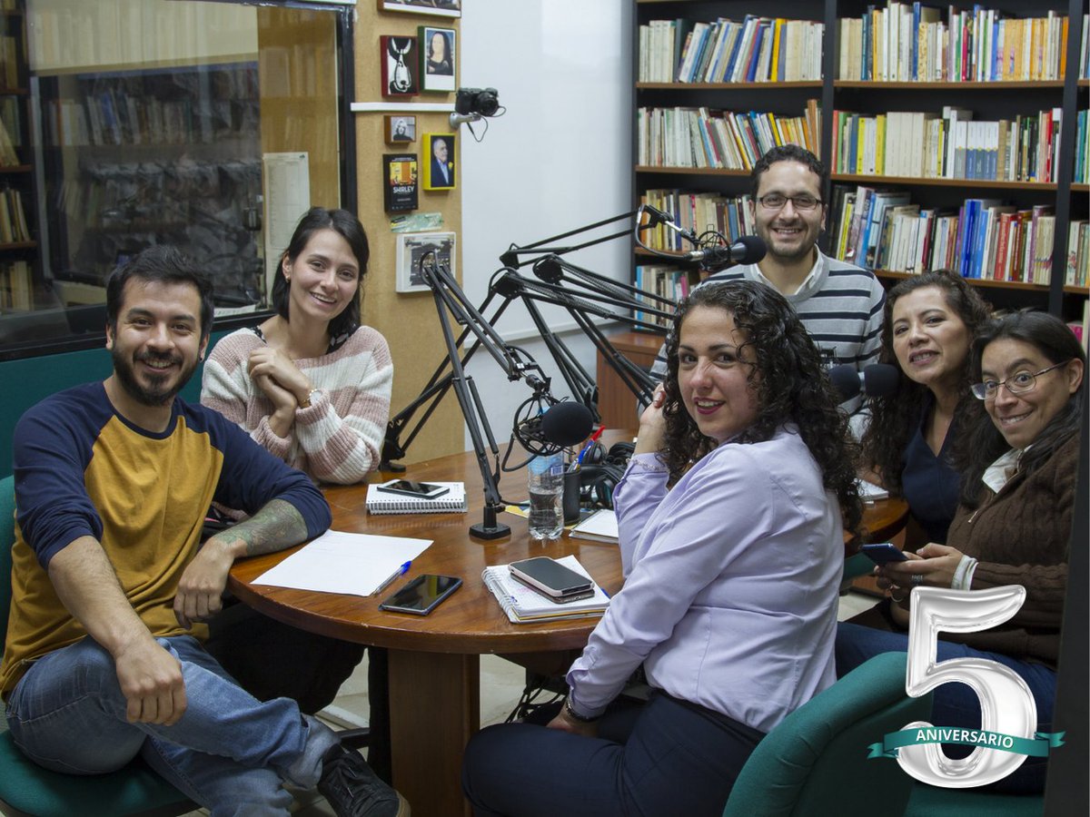 RadioVozAndina's tweet photo. ¡Hoy celebramos un día de esplendor en la @uasbecuador, cuando los micrófonos de @RadioVozAndina cobraron vida! 🎙️🌟

¡Gracias por ser parte de esta increíble aventura radiofónica! 📻🪩 #5AñosSonando #Aniversario #VozAndina https://t.co/NFDQNlevOH