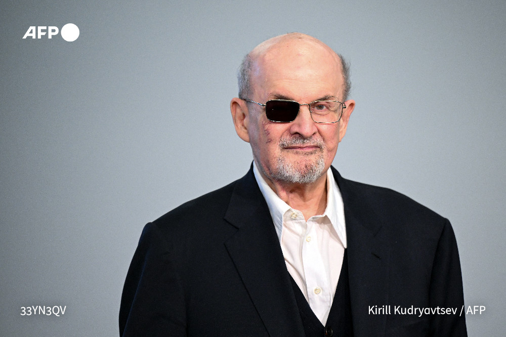 Salman Rushdie, targeted for assassination since 1989 over his writing, had long wondered who would kill him. When he was stabbed almost fatally, his first thought was, 'So it's you.' u.afp.com/5Q9j