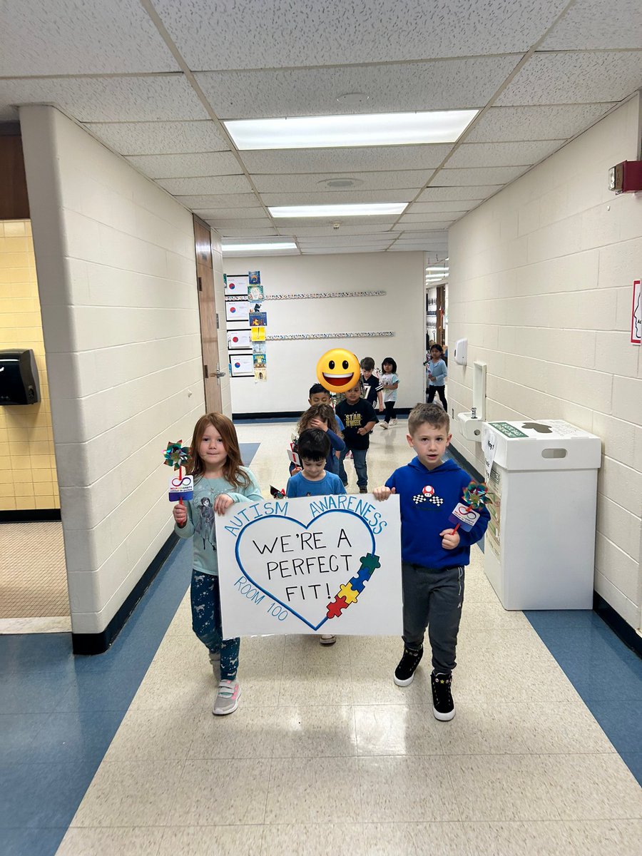 The kids had such an awesome end to the week by participating in our Autism Acceptance parade💙🧩 #WOYC #familyfriday