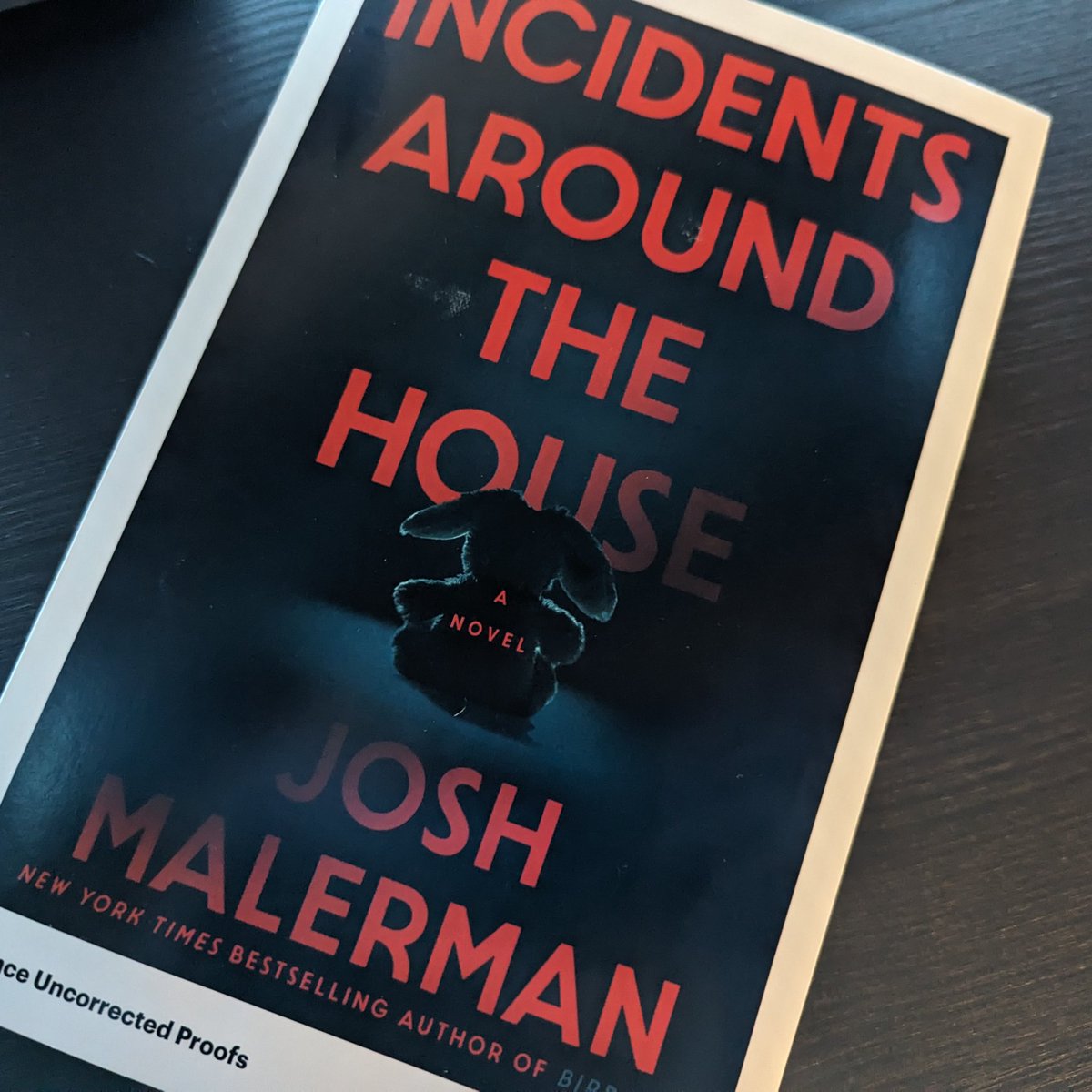 Got my hands on an ARC of @JoshMalerman's Incidents Around the House and... Holy shit. I finished it a couple days ago and I just still feel profoundly *unsettled*.