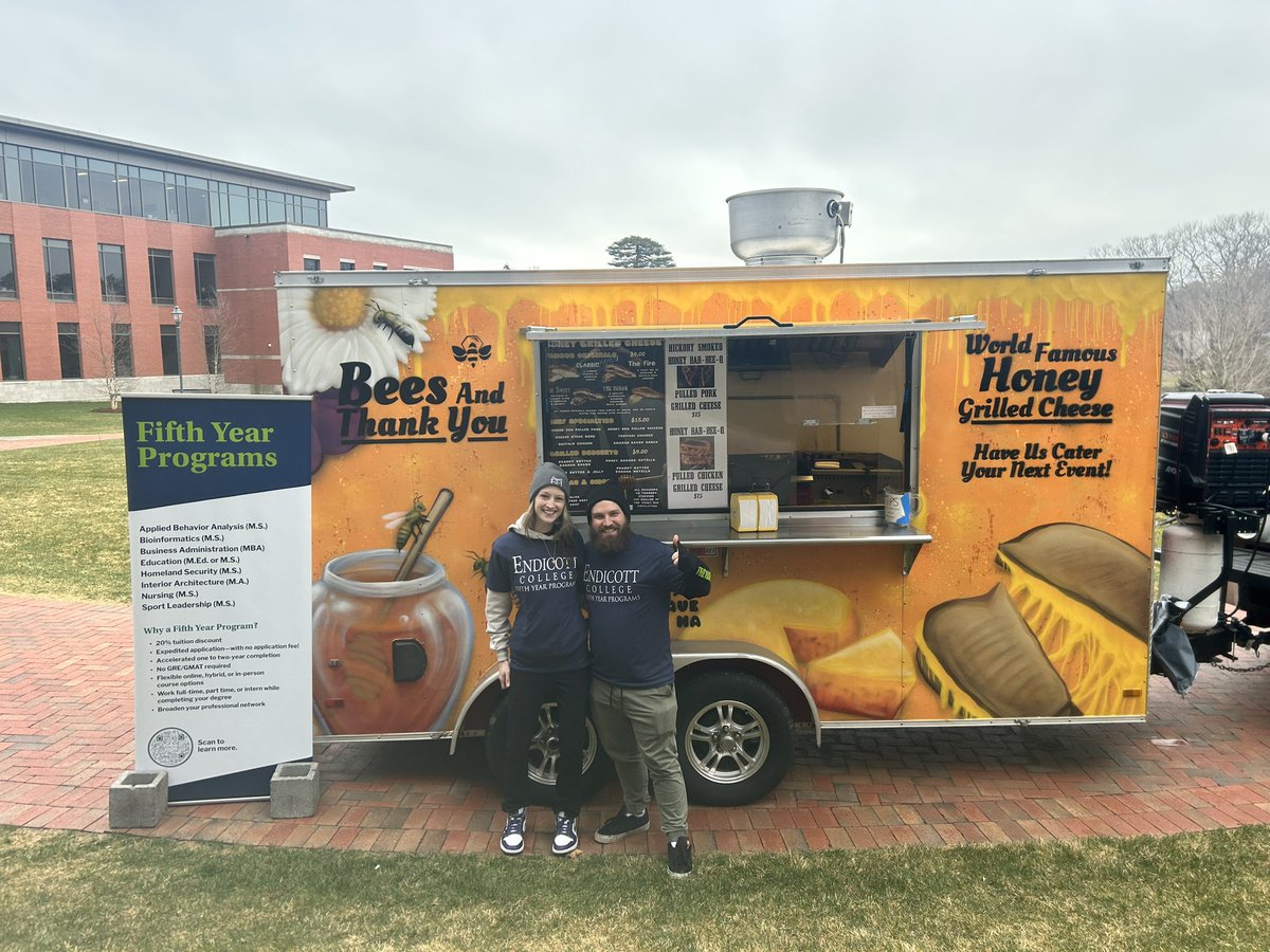 Happy National grilled cheese day! We are at Endicott College for 5th year accepted students program! @BeesAndThankYou 

#beesandthankyou #honeygrilledcheese #foodtrucklife  #savethebeeseatgrilledcheese #endicottcollege #endicott #foodie #trucklife #foodtruck #grilledcheese
