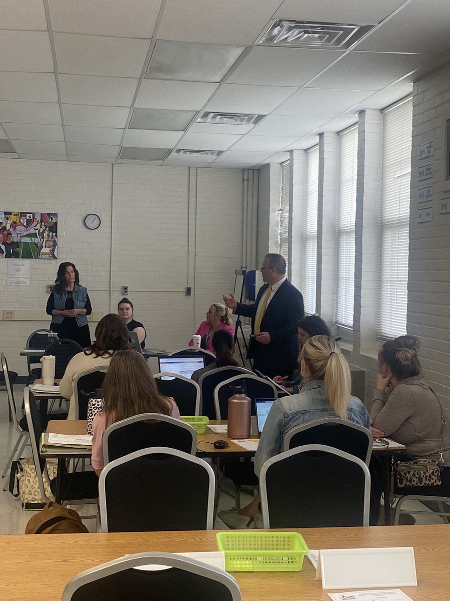AMorgan_FCPS's tweet image. Cohort members learning the importance of the 4 P’s (poised, polished, polite and prepared) from Dr. Mike Markoe and Lisa Fowler. They also learned strategies to enhance their resumes and cover letters from Nicole St. Louis and Megan Perry. Thank you for attending! #fcpssupport