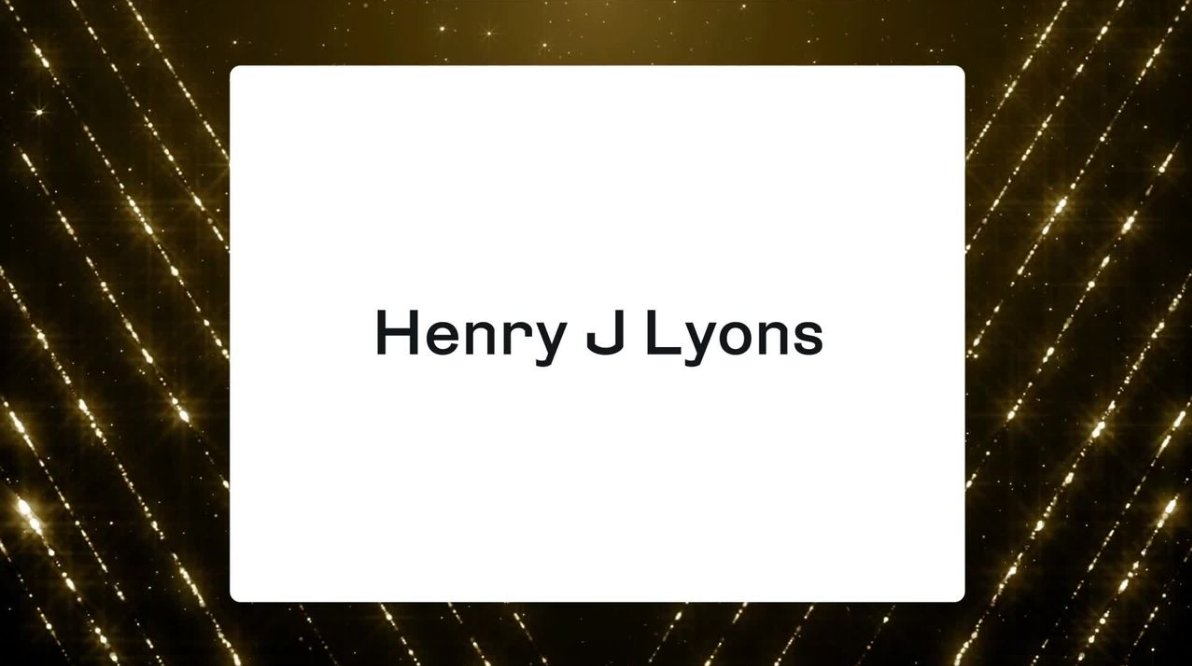 Well done to @henryjlyons on winning the Best Use of Digital Technology award! #BuildingoftheYearIE