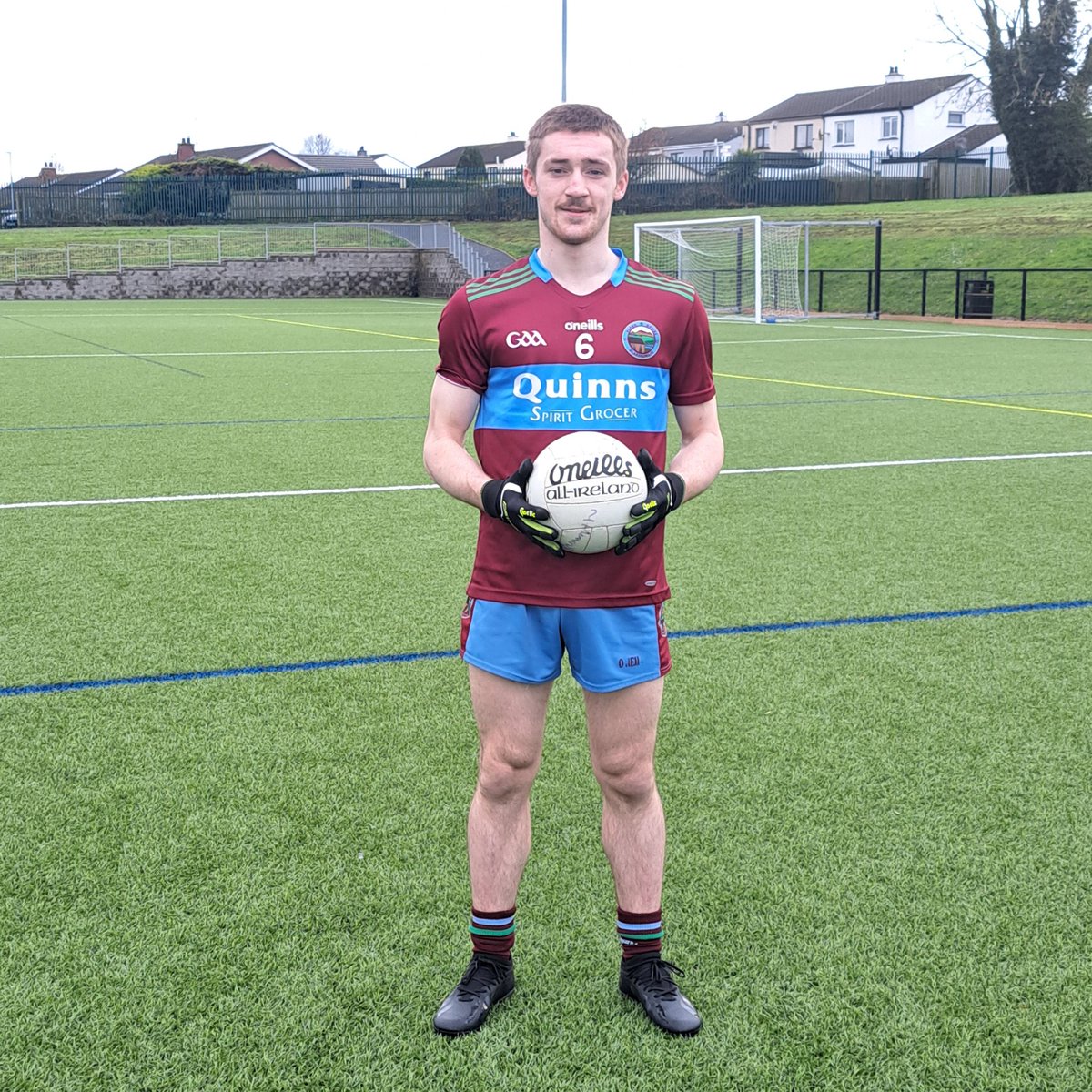 A.C.F.L Division 4 Friday 12th April 2024 Full Time Result Glasdrumman 2:16 Aghaderg 2:05 Well done lads 👏👏 Pictured is Caolam Smith with tonights match ball that was donated to the club by a past player 💜💙💚