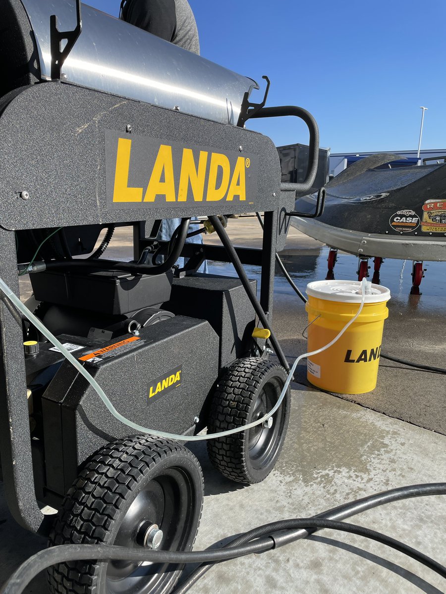 Interested in buying a Landa Pressure Washer? Here is a Dealer Locator link bit.ly/Landa-Dealer to find the closest dealer near you. Tell em I sent you! 

#landatough #landapressurewashers #pressurewashing #pressurewashers #worldofoutlaws #dirttrackracing #dirtlatemodel