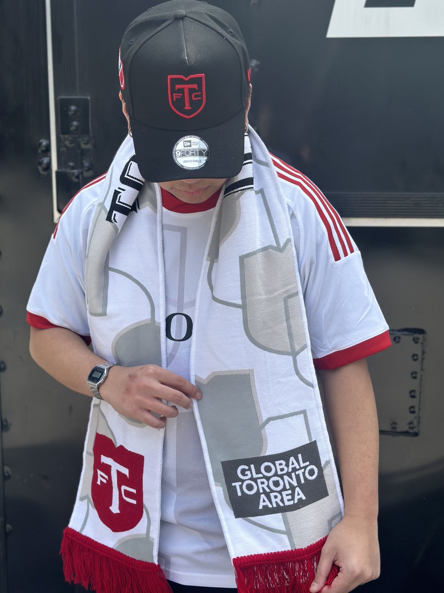 ShopRSApparel's tweet photo. Weekend vibes 🔴 come shop with us this weekend, Saturday, 10 am-5 pm!
Make sure to tag us in your merch, #RSAFam, for a chance to get featured‼️
#TFCLive https://t.co/3cuo1RfrDJ