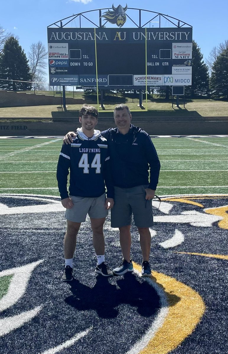 Had an amazing visit today @AugieFB !Thank you coach @CoachOJ_ @CoachSipple and thank you @CoachManuel14 for showing me around!