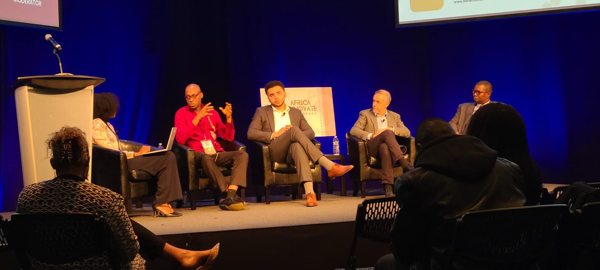 DiasporaCamp's tweet image. Ato Ulzen-Appiah @Abocco @ #MITAfrica Innovate Conference: We need to help farmers &amp;amp; agric value chain actors get access to data &amp;amp; information to make better decisions, understand their yields per acre or per every dollar invested. 

#MightyAfrican #MITAIC2024 #Agriculture