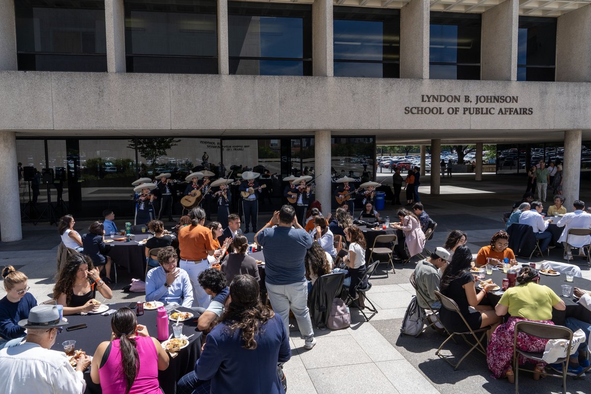 Last Friday, we hosted LBJ's first student-led Latino Policy Research Symposium🌟 Attendees heard from expert panelists on topics like immigration, economic development, healthcare, elections, civil rights, and education. 👇Click to learn more: lbj.utexas.edu/lbj-school-stu…