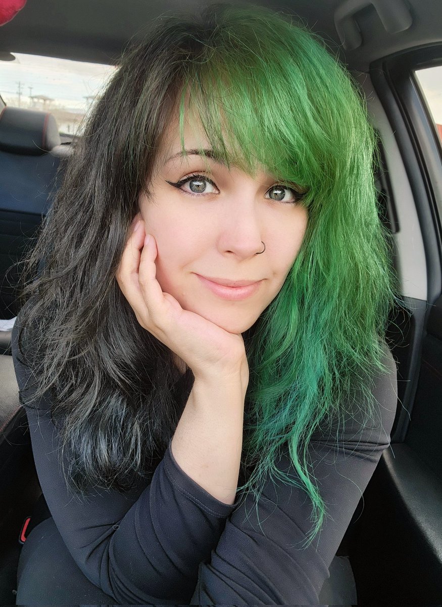 QueenKryptid's tweet image. TGIF