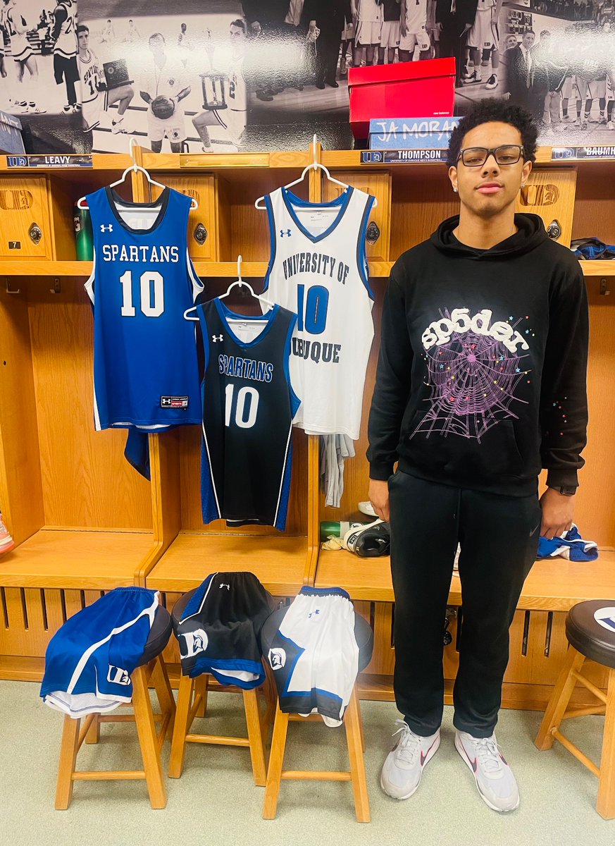 BlakeyMartrell's tweet image. Thank you @UDHoops for having me out on a visit. Had a really good time!!