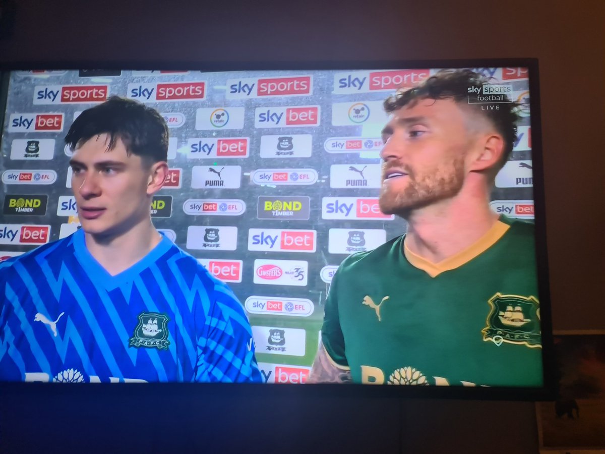 These two were absolute class tonight!!! That was a fantastic result well done argyle #pafc #argyle #greenarmy