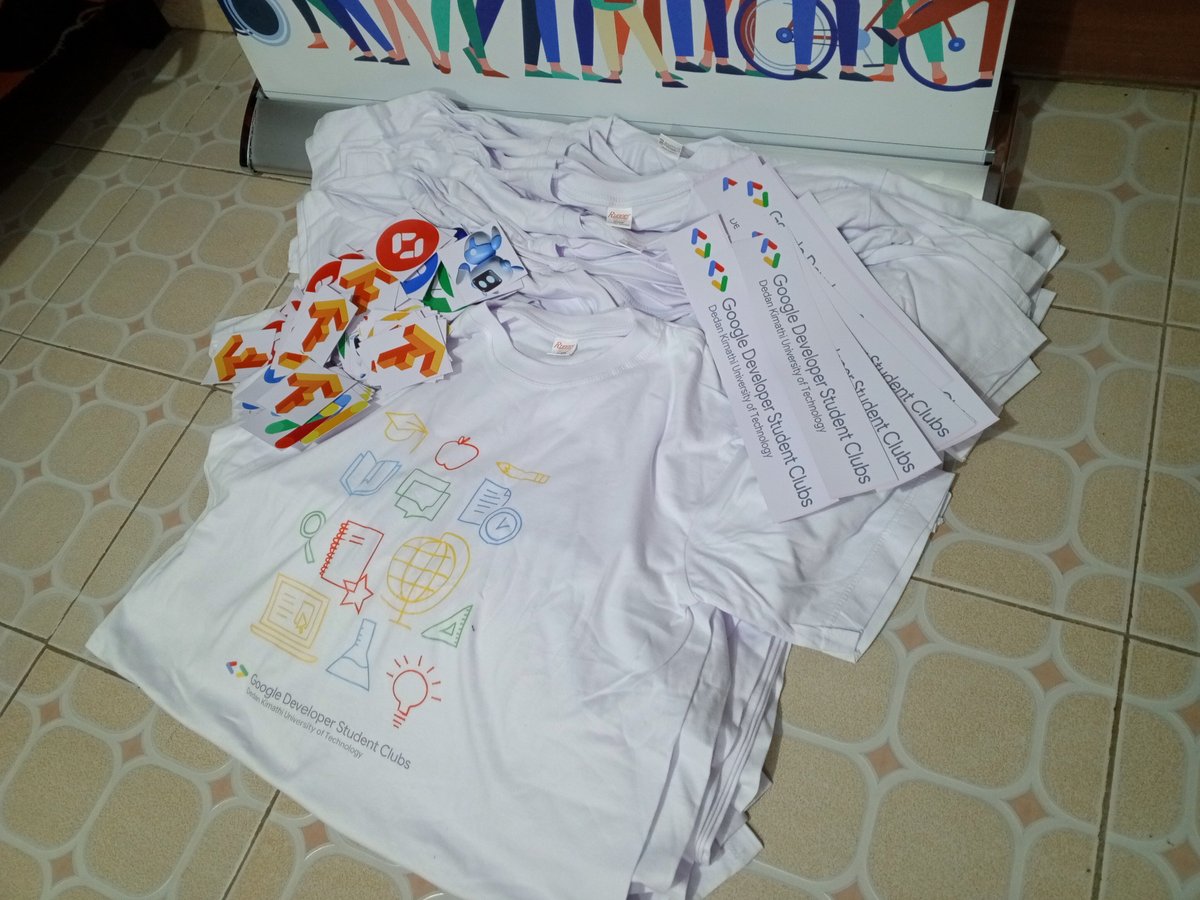 gdsc_dekut's tweet photo. We are super ready for tomorrow 🥳

#BuildWithAI session live at @DeKUTkenya 🔥

Come and let's Learn, Build, and Win amazing Prices 🎉

cc: @Geektutor https://t.co/VThPAXF0dm