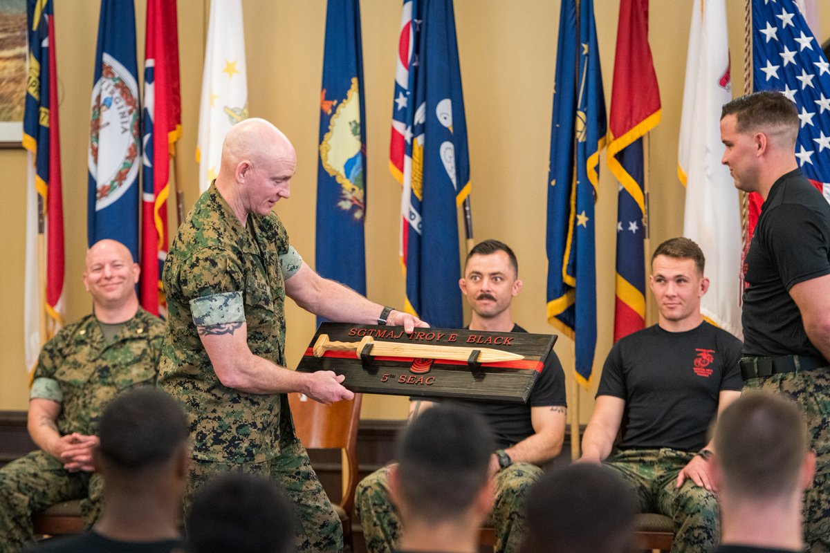 𝐖𝐞 𝐭𝐫𝐚𝐢𝐧. 𝐖𝐞 𝐟𝐢𝐠𝐡𝐭. 𝐖𝐞 𝐰𝐢𝐧.
#MCMAP Instructors teach hand-to-hand combat skills & condition minds to think critically in violent environments, tune out distractions, & instinctually move faster than #JointForce foes can react. Congrats #MAITC Class 1-24 Grads!