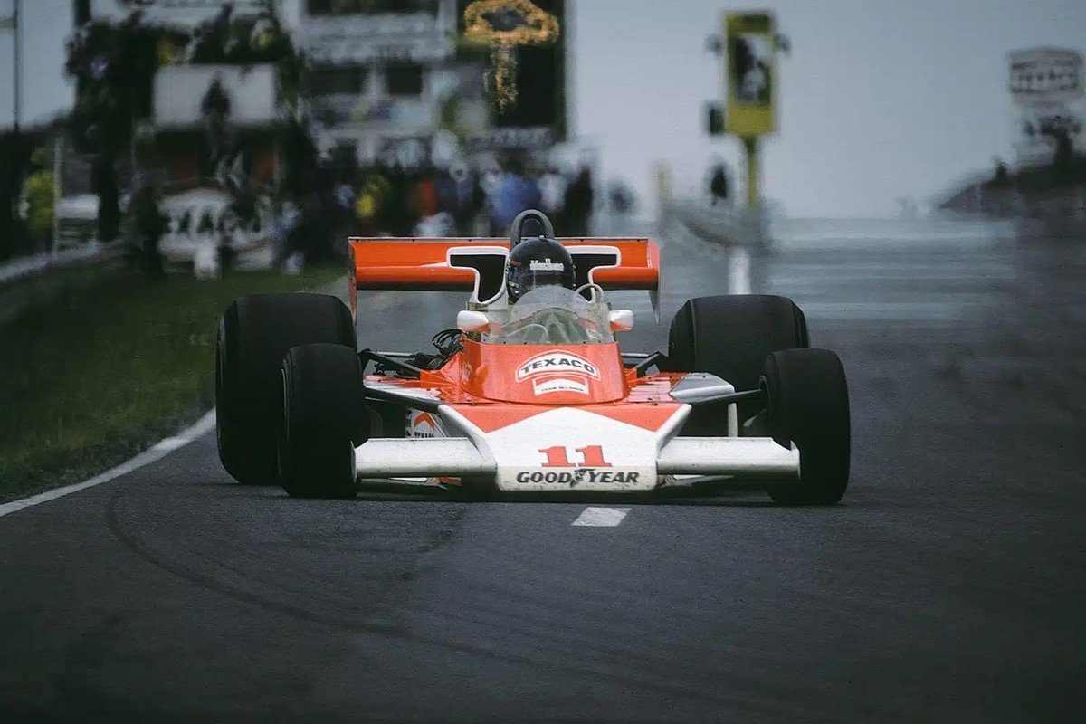 Good night guys ✌🏼

🇬🇧James Hunt / McLaren M23 
🏁 1976 
🇩🇪 GP