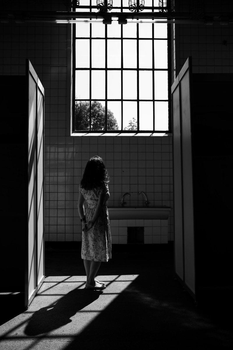 <a href="/obscuradao/">Obscura</a> <a href="/gillpedroso/">gill</a> <a href="/taiimazz/">taimazz🌸</a> <a href="/WimVanCappellen/">Worldfamousphotographer.eth</a> Thanks for the opportunity👌🥰

"Seeking the light"

I tag <a href="/Vitos_photo/">Vitos.photo</a> , <a href="/NftSariyildiz/">Yavuz Sariyildiz.eth/.sol</a> , <a href="/Deckle_Edge/">Sammya Brata | SR 💎</a>