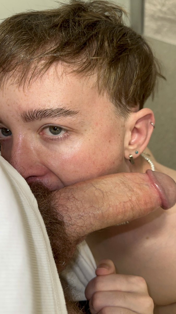 When <a href="/hamcclel/">Hamish</a> gives you a nice after work relief in the office 🥵🤤