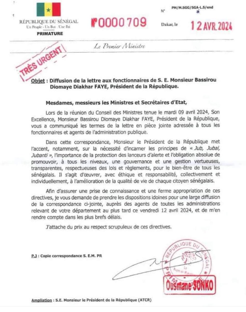 Avez-vous déjà vu plus inutile ? Sans parler de la pauvreté du vocabulaire (arborescence lexicale ou sémantique). On n’est pas sorti de l’auberge. La Primature a perdu ses lettres de noblesse ainsi que son formalisme d’antan.