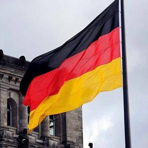 Almanya, vatandaşlarına 'İran'ı derhal terk edin' çağrısı yaptı.