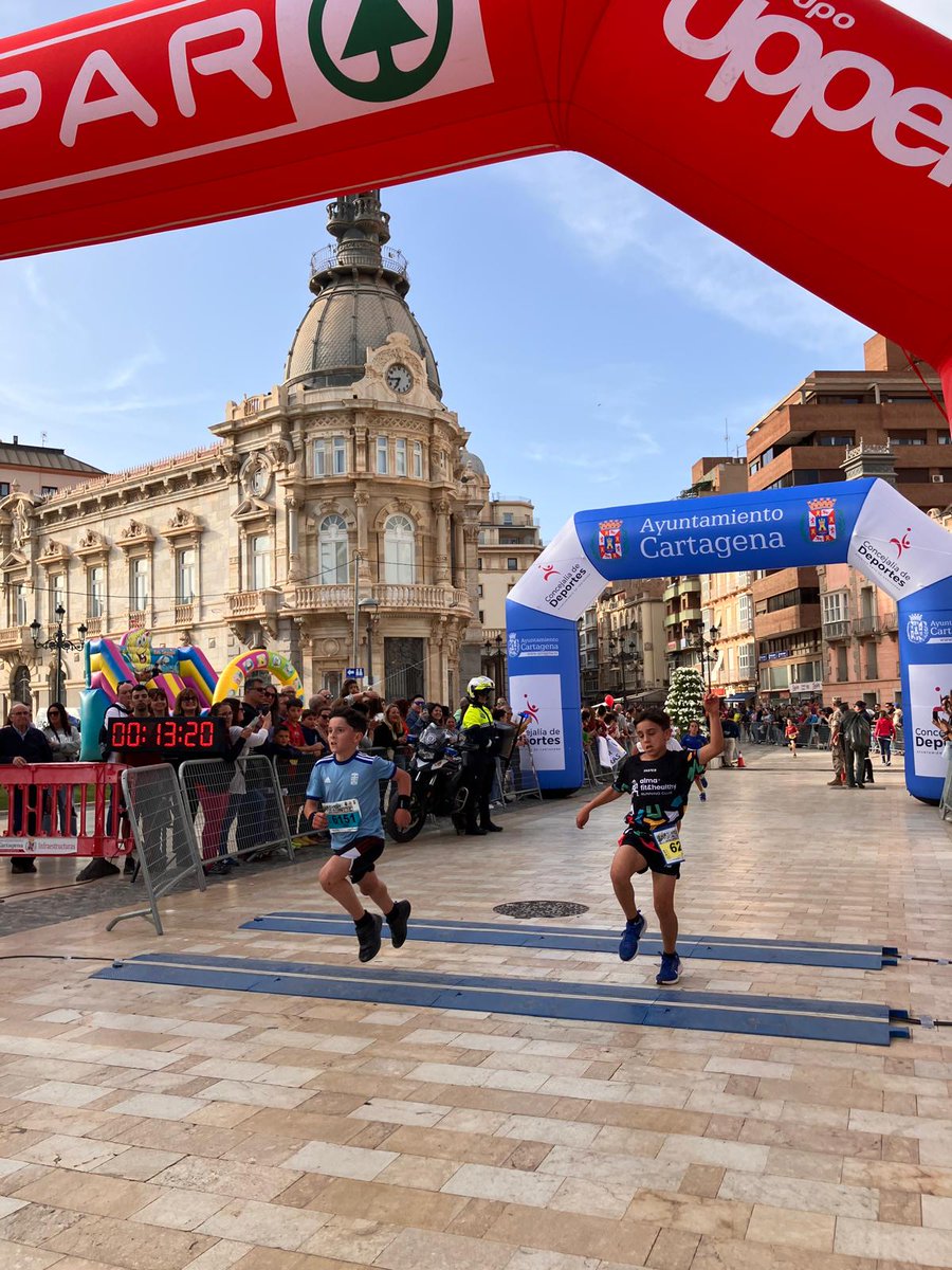 Un año mas la prueba infantil ha sido uno de los momentos mas bonitos de la XIII Edición de la Ruta de las Fortalezas. Ver a los pequeños llenos de ilusión y practicando deporte es una de las razones por las que estamos aquí 🥹