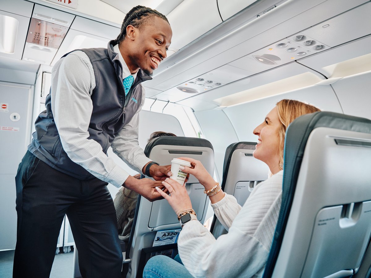 Elevate travel with UpFront Plus - upgraded seating in the first two rows: 💺 Blocked middle seat 💺 Extra legroom 💺 Quick exit 💺 First for inflight service Book via the Frontier mobile app or at bit.ly/3VWfTLC.