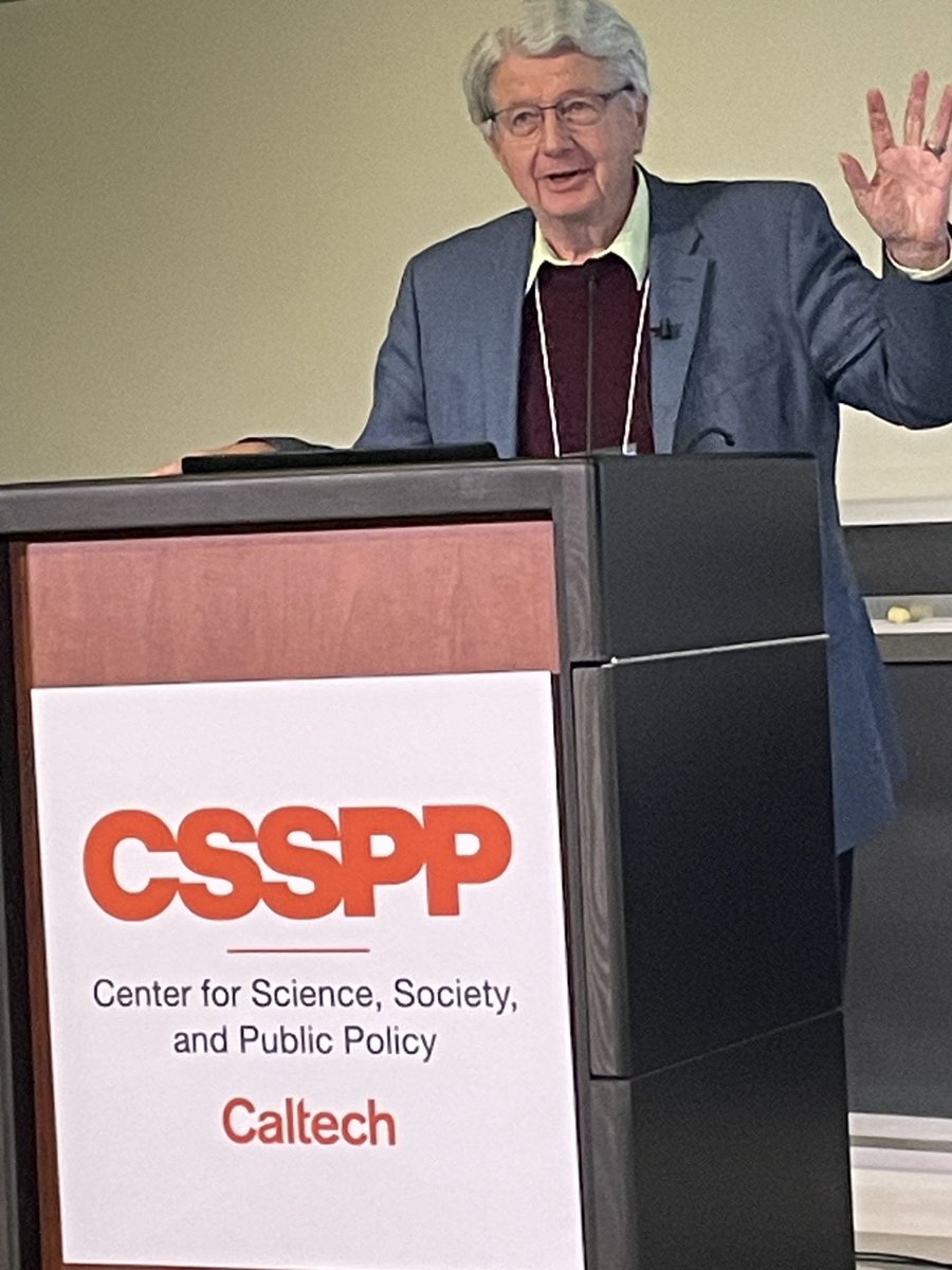 Bruce Cain from @westcenter gave an amazing keynote address at our @Caltech workshop on 'Innovations in the Science & Policy of Water Quality Measurement.' A fascinating talk about water policy and politics, providing important context the workshop! @CaltechCsspp #waterquality