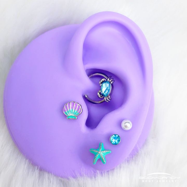 High tides and good vibes 🌊☀️🐬 bodycandy.com/products/16-ga…

#bodycandy #bodyjewelry #bodymods #piercings #earcuration #mermaidlife