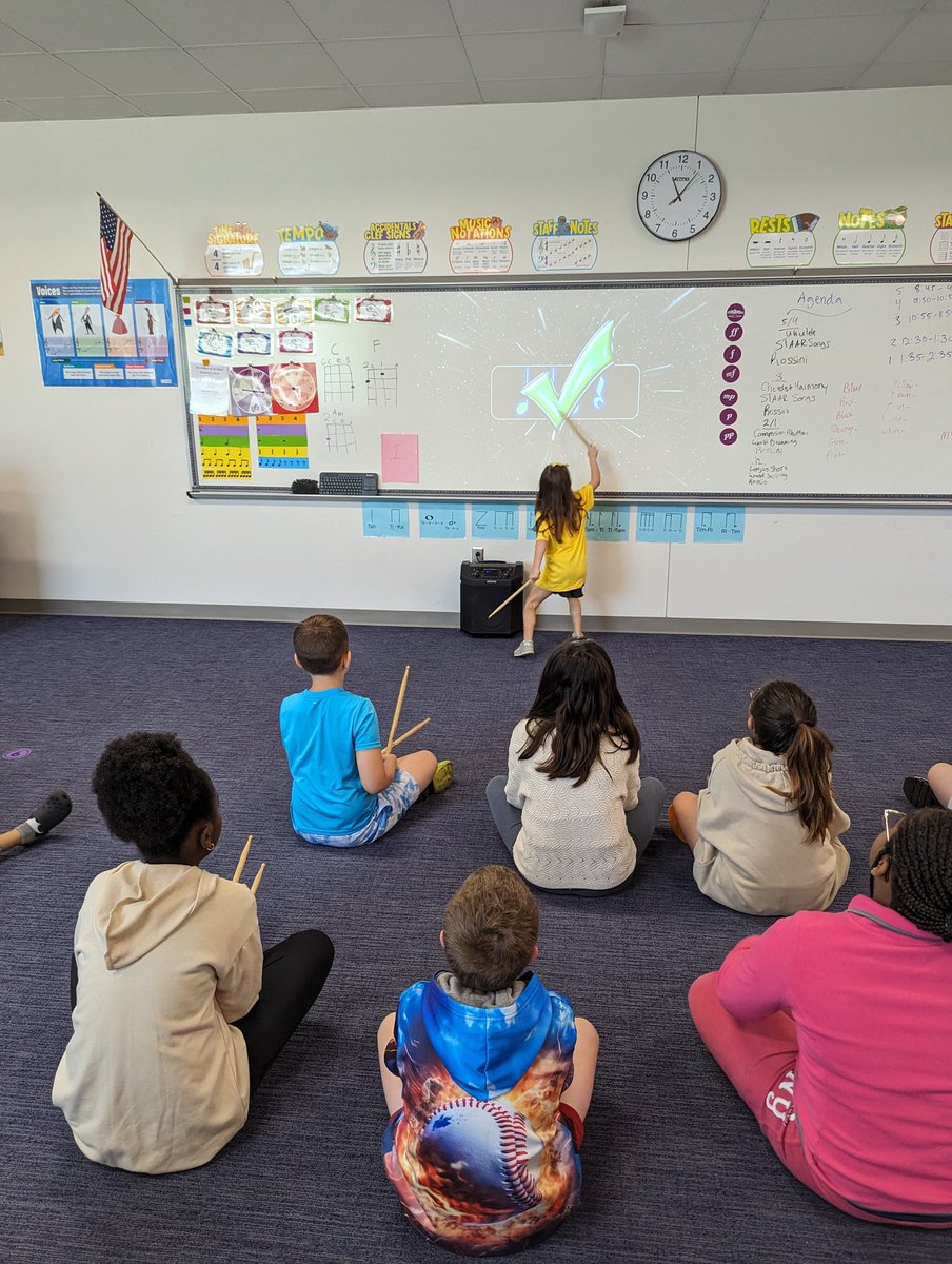 This wonderful @WISDLagway Kindergartener got to be Music Teacher for the Day! She did a great job and it was so much fun!! @WillisSchools @KenLabonski