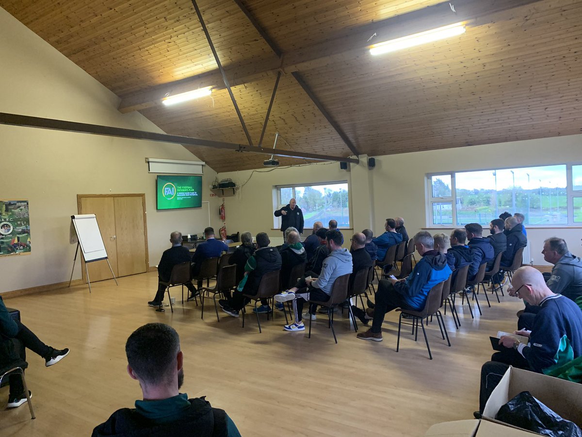 Great turn out for the 2nd night of Club Football Pathways Plan Consultations for Westmeath area. Big thanks to Mullingar Athletic AFC for providing their facilities and for all the passionate volunteers for attending. 

#MoreFootball #MoreVariety #MoreOften ⚽️⚽️🇮🇪

@JimmyMowlds