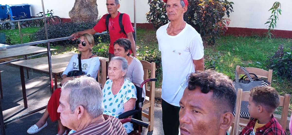 cibercombatientedelejercitolibertador.
En la donación de las  sillas de ruedas, se le agradece a los traductores, la Cruz Roja, al personal médico y de apoyo por la cooperación y solidaridad demostrada.
#ProvinciaGranma
#PorGranmaLoMejor
#Bayamo