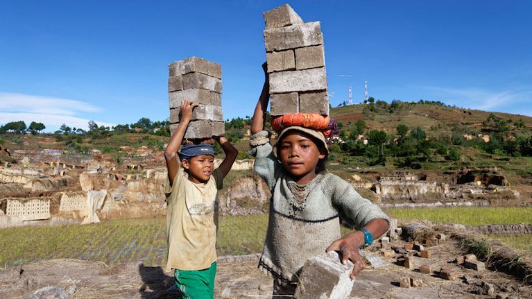 Child labour deprives children of their childhood, their potential & dignity, and it is harmful to physical & mental development.

The international community has to step up efforts to eradicate forced labour & #childlabour !
buff.ly/43OXLFp #EndChildLabour #ForEveryChild