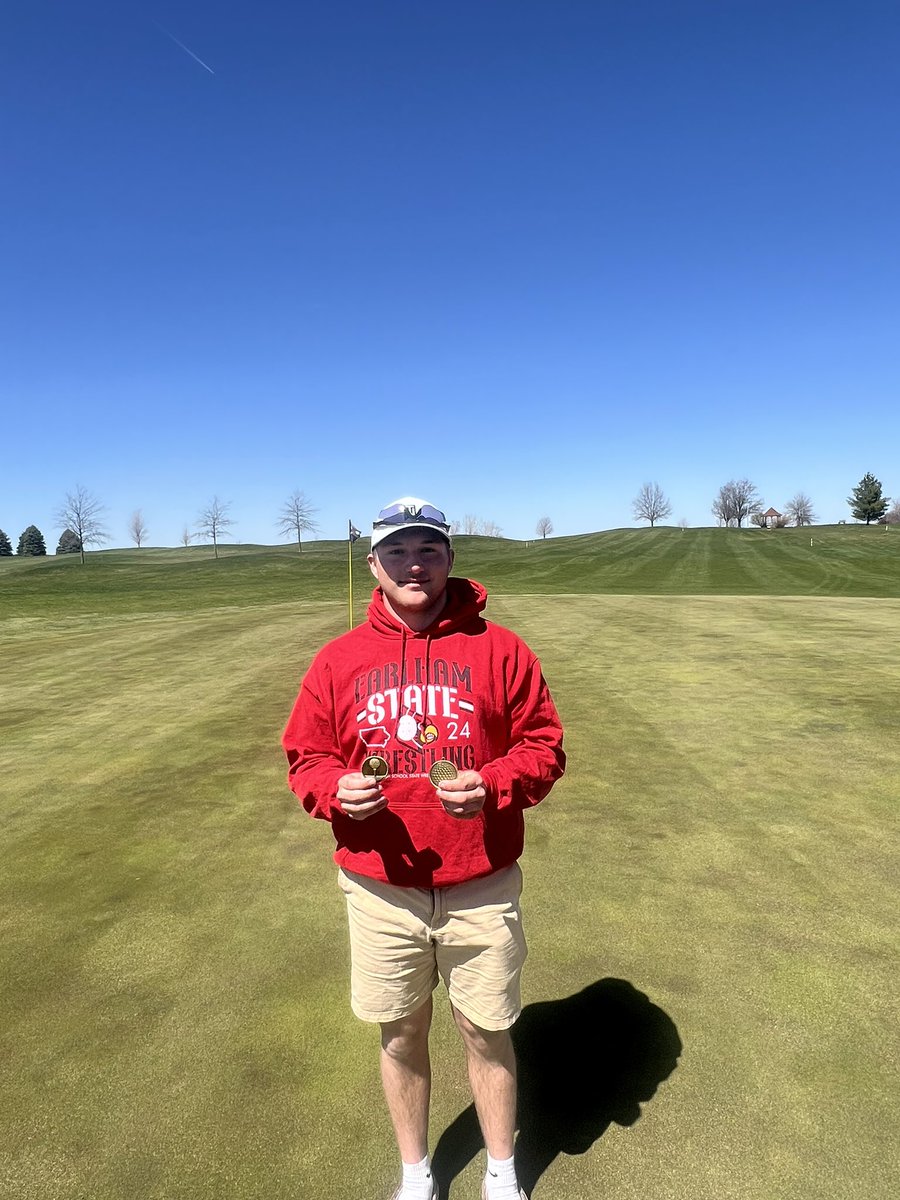 Lenox Tournament Results ⛳️

Congrats to the boys team on bringing home some hardware today! Our boys team got 1st place with a score of 319. Congrats to Konnar Stiles on receiving a medal for 6th place. And congrats to Ryan Stiles on getting 1st place AND the NEW school record!!