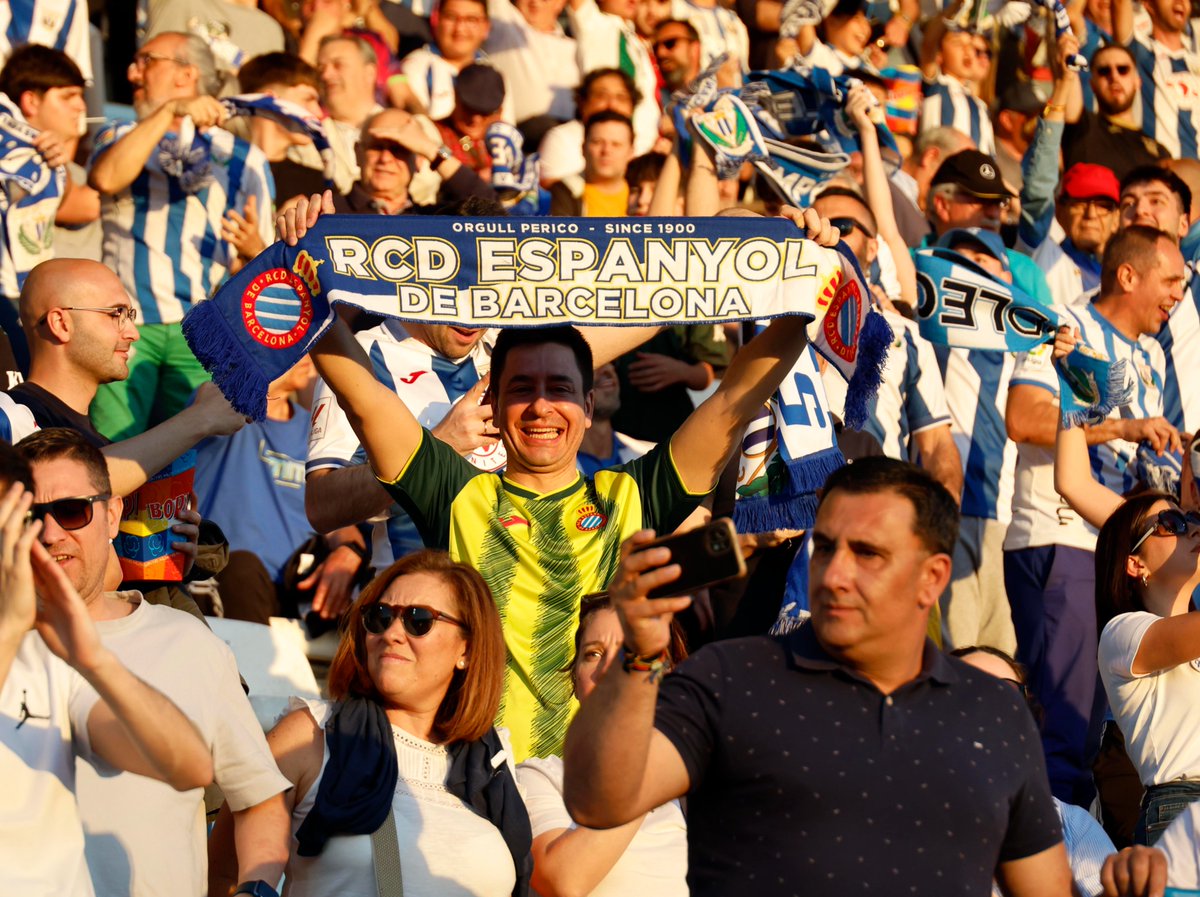 Hem sumat 1 punt contra l’adversitat. Ho hem lluitat fins al final. Hem notat el vostre suport els 90 minuts. Ho aconseguirem plegats 🤍💙 #RCDE