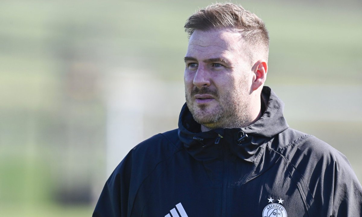 Peter Leven set for talks with Aberdeen chiefs on Monday amid expected confirmation of Jimmy Thelin as next manager dlvr.it/T5R7xm