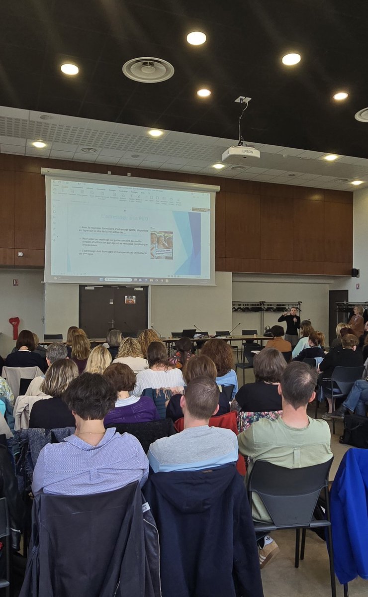 📆 J2 de la formation départementale du réseau d'appui aux BEP pour les collègues de Calais EI
Super accueil 👍 <a href="/LyceeMariette/">Lycée Mariette</a>
Au prog :
➡️Petite Enfance
➡️Dispositifs locaux (CAMSP &amp; PCO)
➡️Services de la #DSDEN62
🤝 Partenariats au service de la scolarisation des élèves à #BEP