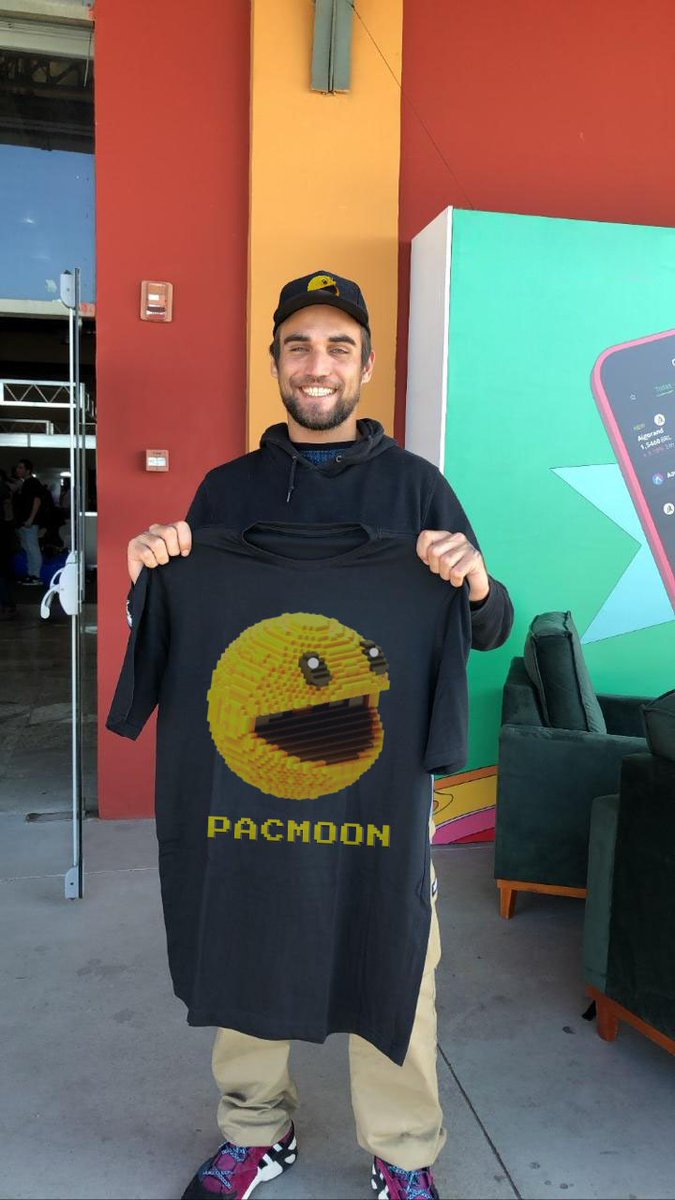 When $PAC merch? #PacMoonMerch pt 2. Hey @pacmoon_ community, are you ready? 🙂 👕 🔥 @LambolandNFT, @BobbyBigYield, @BlastBoyStrong. twitter.com/boeltermc/stat…