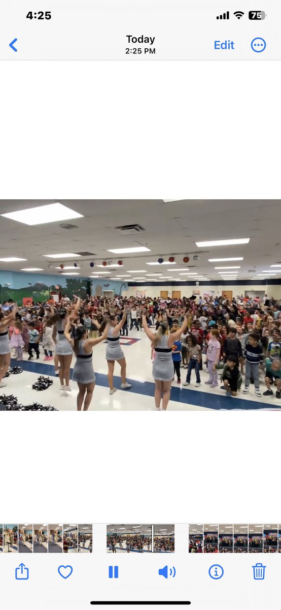 @NISDCNE STAAR Pep Rally Fiesta style! Thank you to Miss Fiesta, El Rey Feo and court, Holmes Mariachi and Clark Cheer! Viva Fiesta! Pass the STAAR! Shine your light! @NISDCounseling @NISD @FiestaSA @MissFiestaSA #vivafiesta #passthestaar