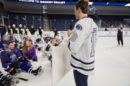 After raising more than $40,000 over the past two seasons, Dylan Lugris is the recipient of the 2024 Hockey Humanitarian Award, given annually to college hockey’s finest citizen. #WeAre #HockeyValley collegehockeynews.com/news/2024/04/1…