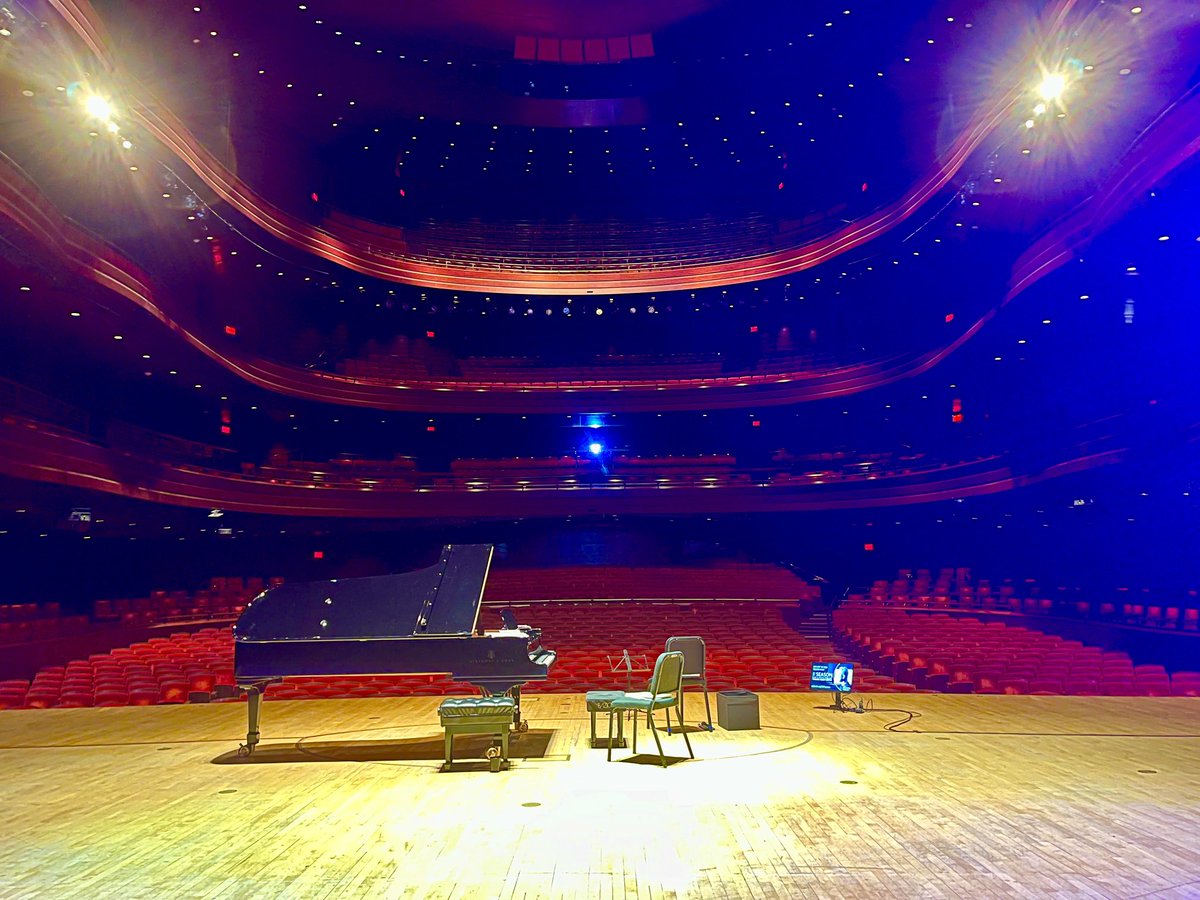 Concert No.8 coming up at Kimmel Center, Philadelphia. New day - new audience - new performance! ⁦@YoYo_Ma⁩