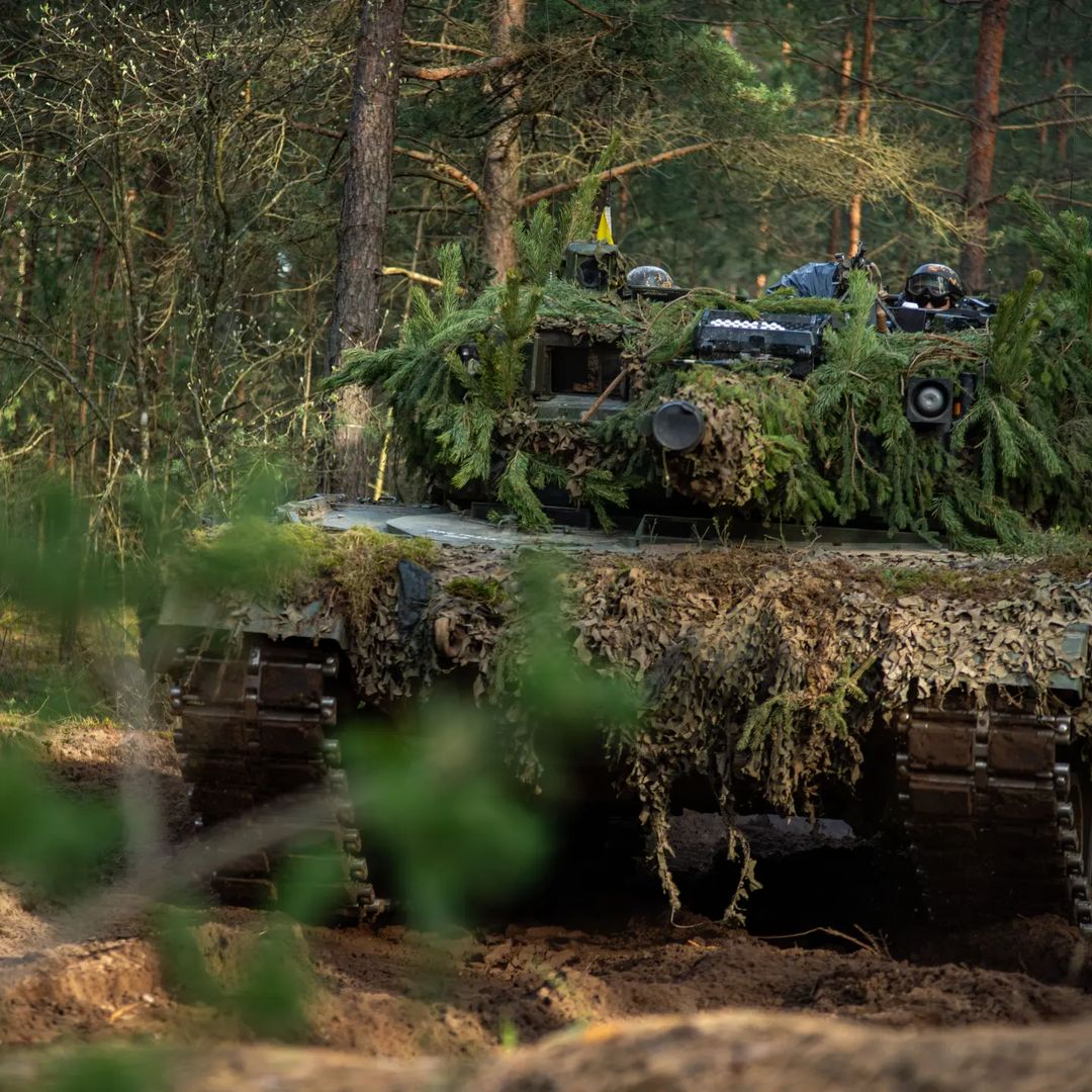 Norwegian and Lithuanian troops training together as Exercise Eager Leopard goes on.