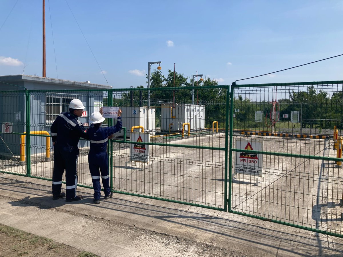 #NACIONAL | La @agencia_asea , ha clausurado una instalación de descompresión de gas natural en #Veracruz, debido a #incumplimientos en materia de #impactoambiental

Conoce todos los detalles 👉🏻linkedin.com/feed/update/ur…