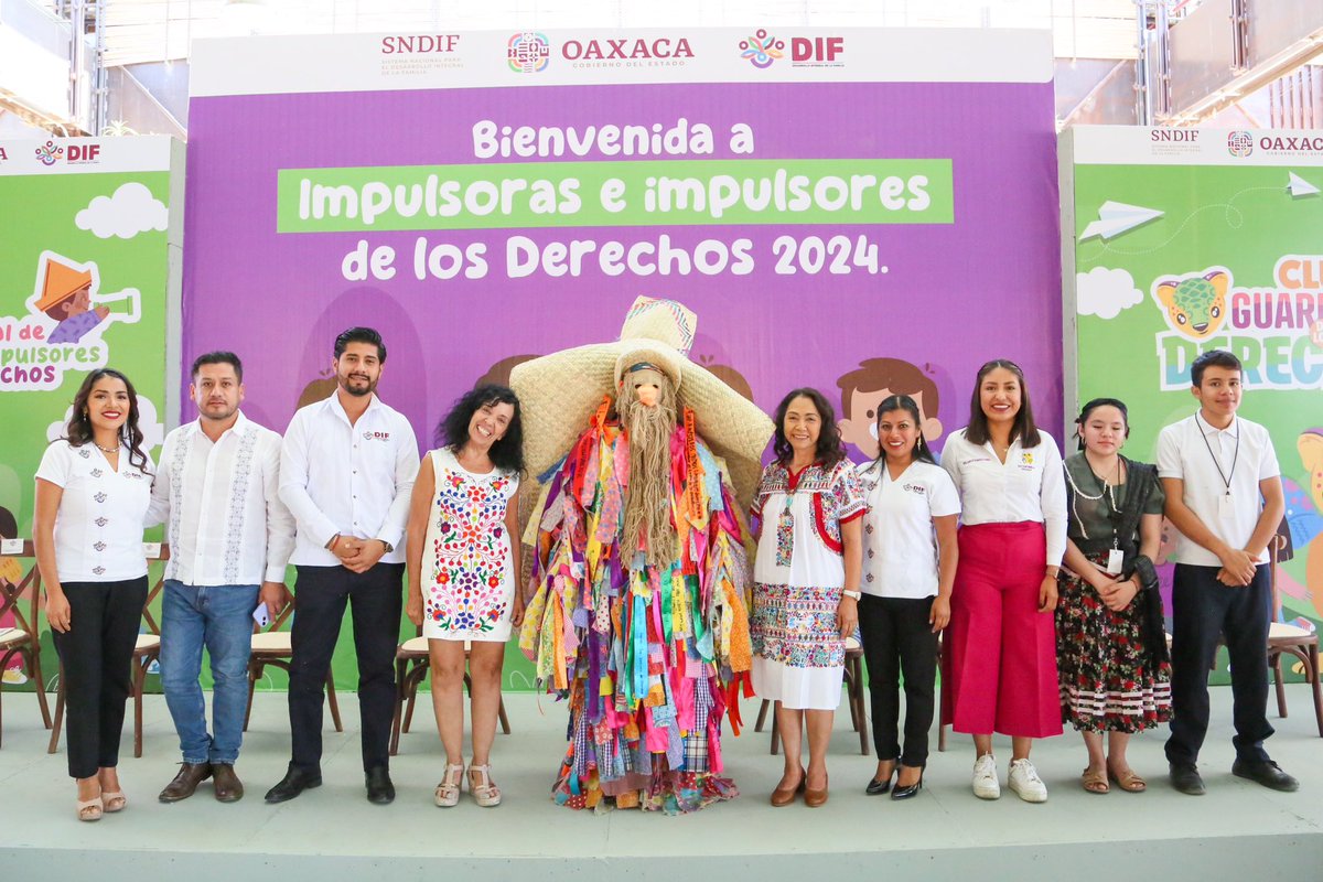 Irma_BolanosOax's tweet photo. #UnOaxacaMejor se construye con la participación de niñas, niños y adolescentes. Escucharles al leer lo que piensan a través de su idea que escribieron en un listón del #Tiliche permitirá mejorar el trabajo del Sistema @DIF_Oaxaca. https://t.co/NgDBBQclao